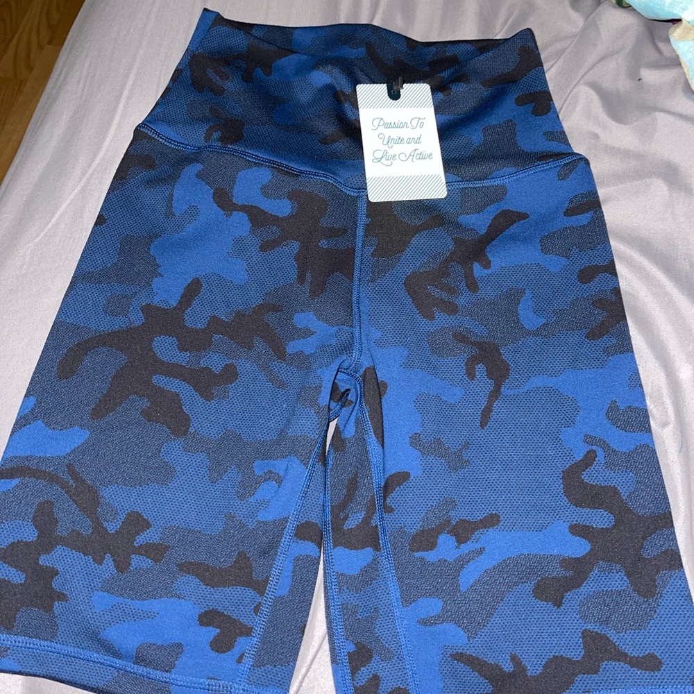 New!  P’tula Stealth shorts 8”